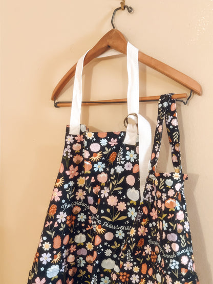 Gardens of Jannah Adult Apron