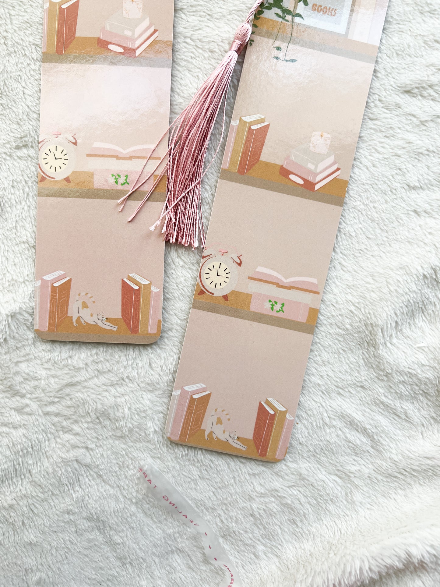 Bookshelf Bookmark